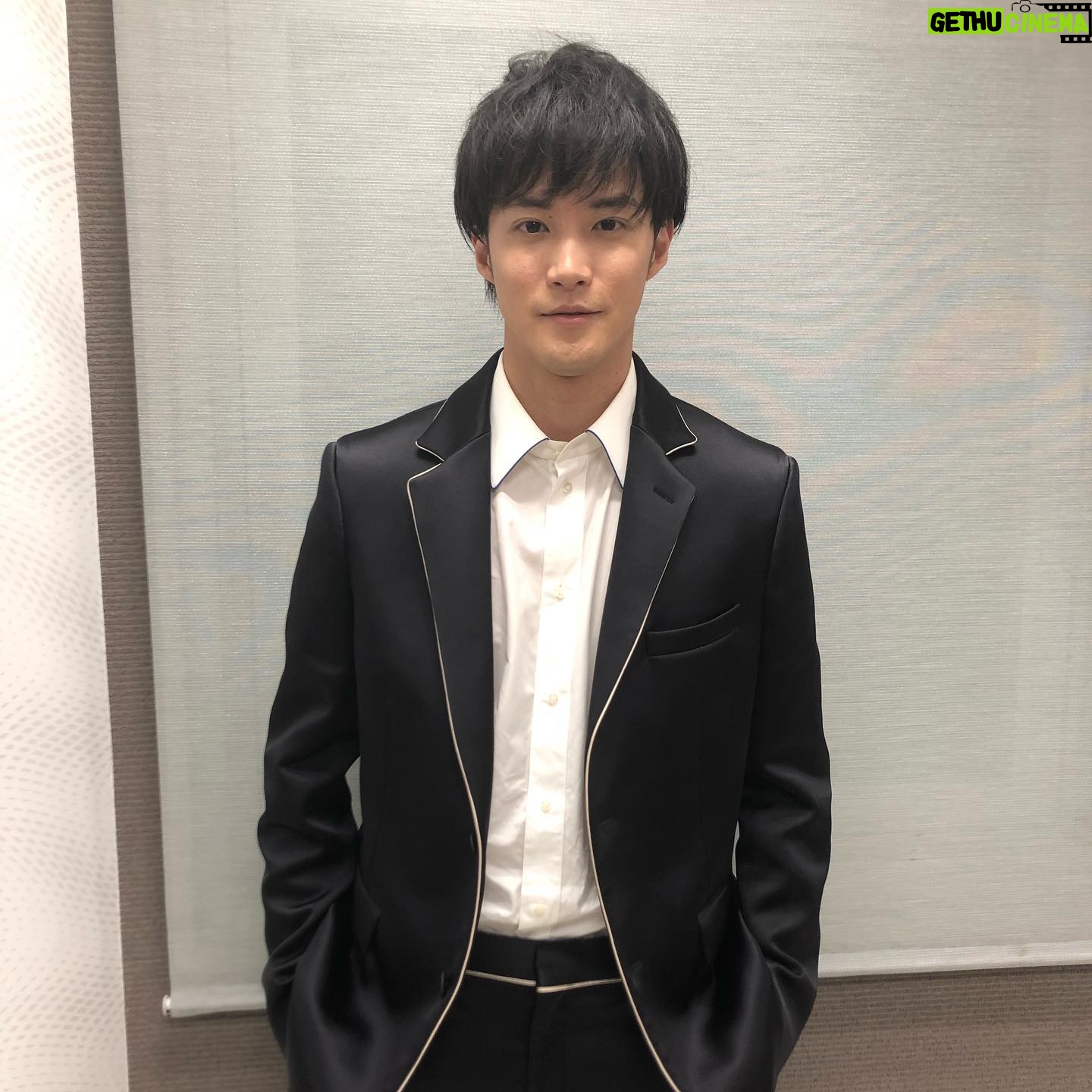 Shunya Shiraishi - 15.8K Likes - ćē½ē³é¼ä¹ćć¼ćÆć©ć¤ć2021 Vol.4ććŖć³ć©ć¤ć³ē·Øćć
観ć¦ćć ćć£ćēę§ćććććØććććć¾ććļ¼
ē“2幓ć¶ćć®ć¤ćć³ćććććć ć£ćć§ććććć
ć¤ćć³ćēµäŗå¾ćę¹č¶ć±ć¼ććé ¬å¼µćå§æććć£ććę®å½±ćć¾ććē¬
ć¢ć¼ć«ć¤ćé
äæ”ćÆ8/14ć¾ć§ććć¾ćļ¼
ććäøåŗ¦č¦³ććę¹ćäŗå®ćåććŖćć£ćę¹ććć²ć¢ć¼ć«ć¤ćé
äæ”ćć覧ćć ććļ¼
ć¾ćēę§ćØć¤ćć³ććć§ććę„ć愽ććæć«ćć¦ćć¾ćļ¼
ććć¼ćøć£ć¼ē«¹å
ććć§ććć
#ē½ē³é¼ä¹
#ē½ē³é¼ä¹ćć¼ćÆć©ć¤ć2021
#ć¢ćÆćæć¼ćŗć·ć§ć¼ććć£ć«ć
#ćććć
#ć¬ć³ć¢ć¤ę¼«ē»å®¶
#ē§ć®é ć®äøć®ę¶ćć“ć
#å¤ćÆēćę©ććä¹å„³
#31ę³
#happybirthday
https://horipro.zaiko.io/_item/341621