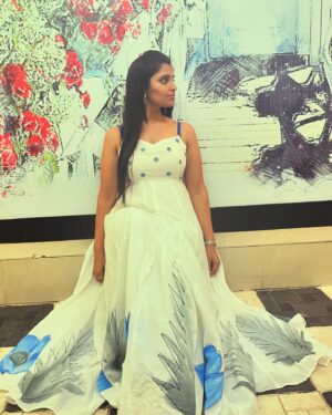 Shyamala Instagram - Only thing that will make you #happy is being #happy #happyweekend 😊