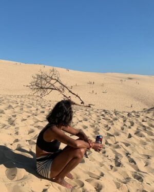 Shy'm Instagram - Quand t’as pas besoin de la jeter à la mer ❤️‍🔥