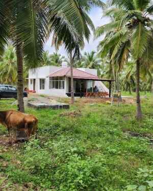 Sibi Sathyaraj Instagram - Welcome to our #Farmhouse!🙏🏻🙏🏻🙏🏻 
#Sibiraj #Sibisathyaraj #Sathyaraj #RevathiSibiraj #Udumalpet #Valavadi #Coimbatore #ProudFarmer #farmer #actorslife