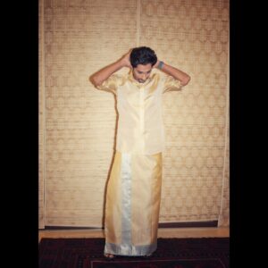 Siddharth Instagram - Wedding season!
Working on my Guest Fashion game 😜

Styling  @amritha.ram
Veshti  @zob.ha
📸  @kannasrihari
MUH  @thesamanthajagan