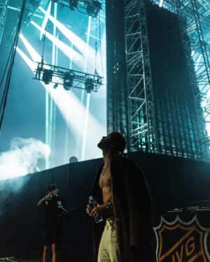 Siim Liivik Instagram - 12.8.2023 JVG OLYMPIASTADION. 💜

📸 @jeolin