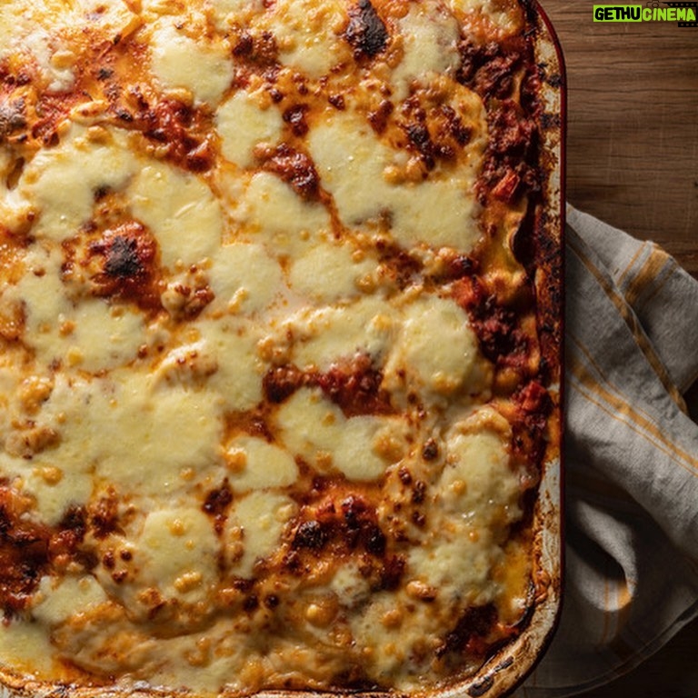Silvia Colloca - 0.9K Likes - Some sexy looking lasagna from my latest book ITALIAN FAMILY FOOD, out in 3 weeks!!!
Around 90 new recipes to make your everyday cooking that much taste yet and a lot easier!
Pre order now to secure a copy via the link in my bio!
@macmillanaus