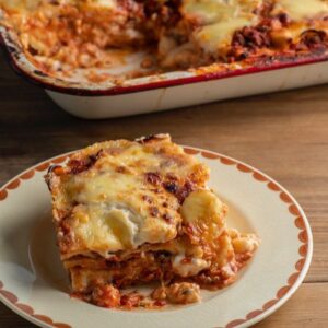 Silvia Colloca Instagram - Some sexy looking lasagna from my latest book ITALIAN FAMILY FOOD, out in 3 weeks!!!
Around 90 new recipes to make your everyday cooking that much taste yet and a lot easier!
Pre order now to secure a copy via the link in my bio!

@macmillanaus
