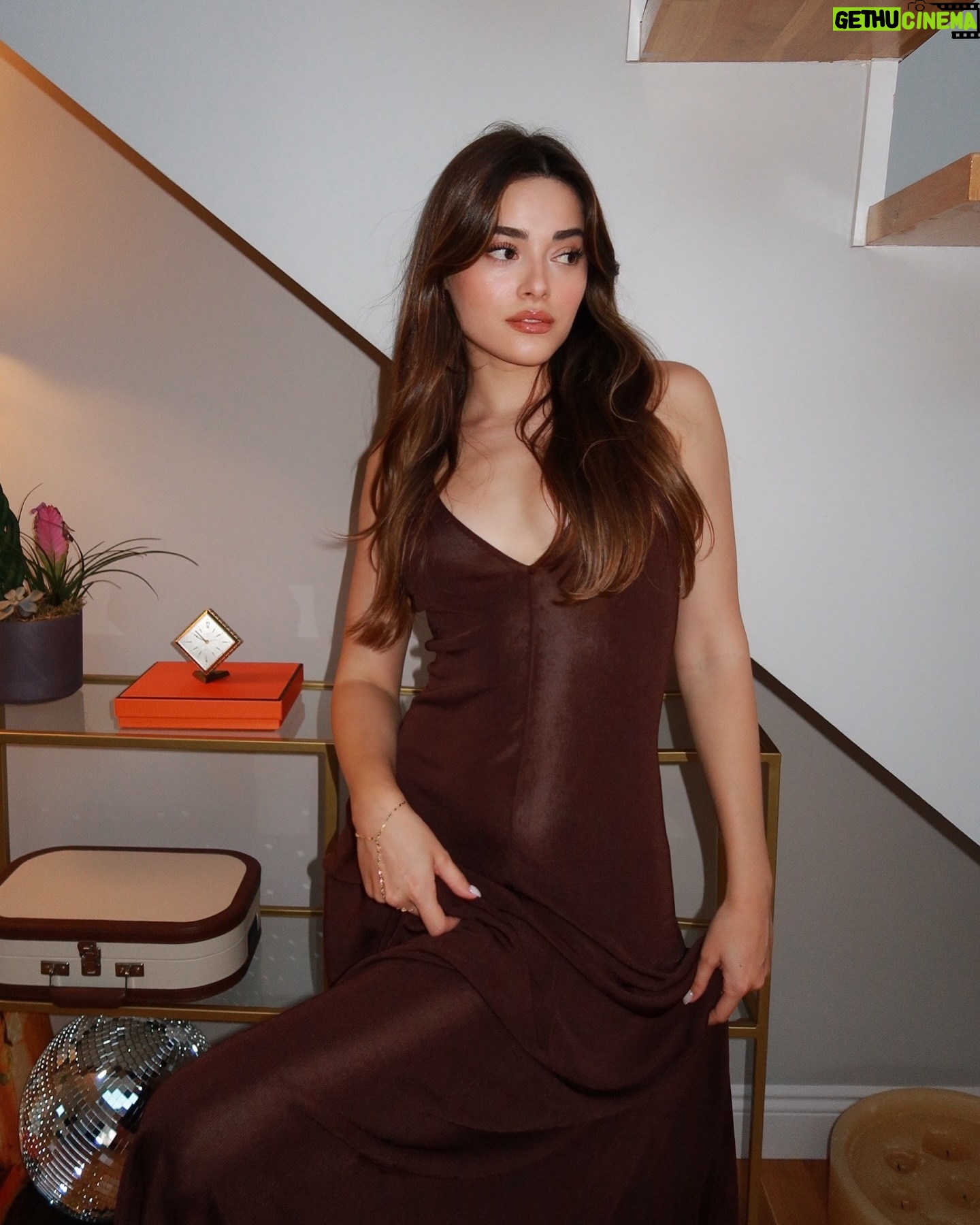 Simay Barlas - 301.8K Likes - ๐ค๐๐ชฉโจ