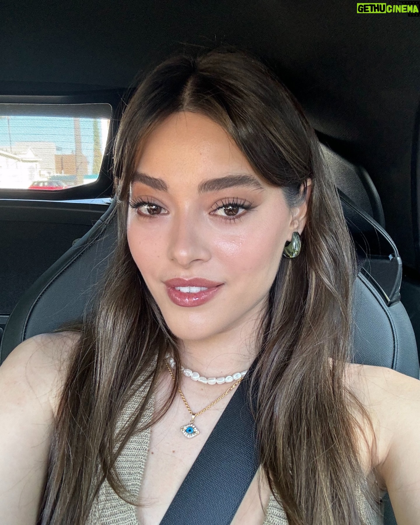 Simay Barlas - 349.7K Likes - ๐ด๐๐ฆ๐ธโจ