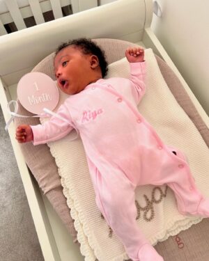 Simon Webbe Instagram - 🎀Riya Diamond Webbe🎀

Hi everyone, I’m here! I was born on the 27.06.2024 at 12.55 weighing 7.02lbs 🥰

I’m sorry it’s taken my parents so long to introduce me. They have been enjoying the baby bubble world, giving me lots of cuddles and kisses along with my big Sister, Cyan😚 

This is my life so far! 🧿

#newborn #babygiirl