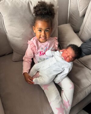 Simon Webbe Instagram - 🎀Riya Diamond Webbe🎀

Hi everyone, I’m here! I was born on the 27.06.2024 at 12.55 weighing 7.02lbs 🥰

I’m sorry it’s taken my parents so long to introduce me. They have been enjoying the baby bubble world, giving me lots of cuddles and kisses along with my big Sister, Cyan😚 

This is my life so far! 🧿

#newborn #babygiirl