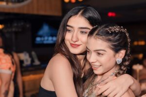 Simran Budharup Instagram - Good Music   Great Friends  Late Night = Crazy Partyyyy 🔥🔥🔥🔥

Thanks For Being There❤️ All of U Have Made My Day So So Special 😘

Location : @bandramitron
@Aman.vijan

Photography : @frames_by_harshit 
@_the_best_shot 
@filmsbyabhinxv