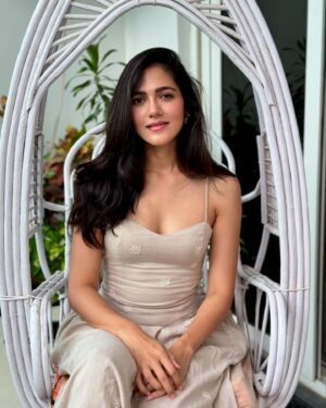 Simran Choudhary Instagram - Happyyy weekend 🥰🌈