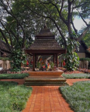 Simu Liu Instagram - ขอบคุณมาก!

chiang mai was such a dream. thank you @fschiangmai for the exquisite hospitality!! truly one of the most beautiful places on earth.

(ps i now manage gary the buffalo’s socials dm me for inquiries)