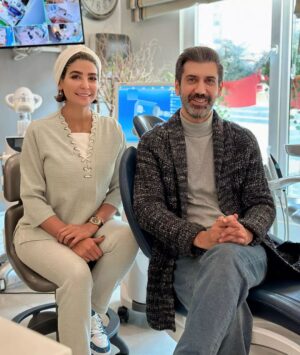 Sina Razani Instagram - .
آغاز یک همکاری،همراه با سرکار خانم دکتر آزاده سعادتمند ، پزشکی حاذق و رفیقی هنرمند

.
.
.
.

#سینا_رازانی #سینارازانی #دکتر_آزاده_سعادتمند#آزاده_سعادتمند