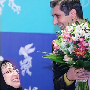 Sina Razani Instagram - .
سپاس از همه رفقای عزیزی  که طی دو روز گذشته با ابراز لطفشون یادی از من کردند و سالروز تولدم رو به یادموندنی تر کردند ❤❤❤
و سپاس بیکران از همکاران و خانواده هنرمندم در فیلم "شب طلایی" که با این دسته گل زیبا حسابی سورپرایزم کردند و باعث شدند که اکران "شب طلایی" برای من به راستی شبی خاطره انگیز شود📽🎥❤🎞❤🎬❤

عکسها از رفیق هنرمند عزیزم کوروش جان جوان  و همچنین پیج محترم صبح سینما

#هنر #هنرمند #هنرمندان_ایرانی #تولد #بازیگر #تبریک_تولد #سینا_رازانی #سینارازانی #یوسف_حاتمی_کیا #حسن_معجونی #ابراهیم_حاتمی_کیا #مریم_سعادت #مسعود_کرامتی #یکتا_ناصر #بهناز_جعفری #بابک_بهشاد #رفیق #ناصر_هاشمی #سینما #زندگی #عشق #تئاتر #کورش_جوان