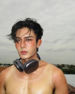 Siraphop Manithikhun Top 100 Instagram Photos and Posts