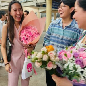 Siwat Sirichai Instagram - เป็นงานไว้อาลัย ที่สดใสที่สุดในโลก ขอบคุณพระเจ้าสำหรับฤดูกาลใหม่ของแม่ ขอบคุณทุกคนที่มาวันนี้มากๆนะครับ 😁💕.