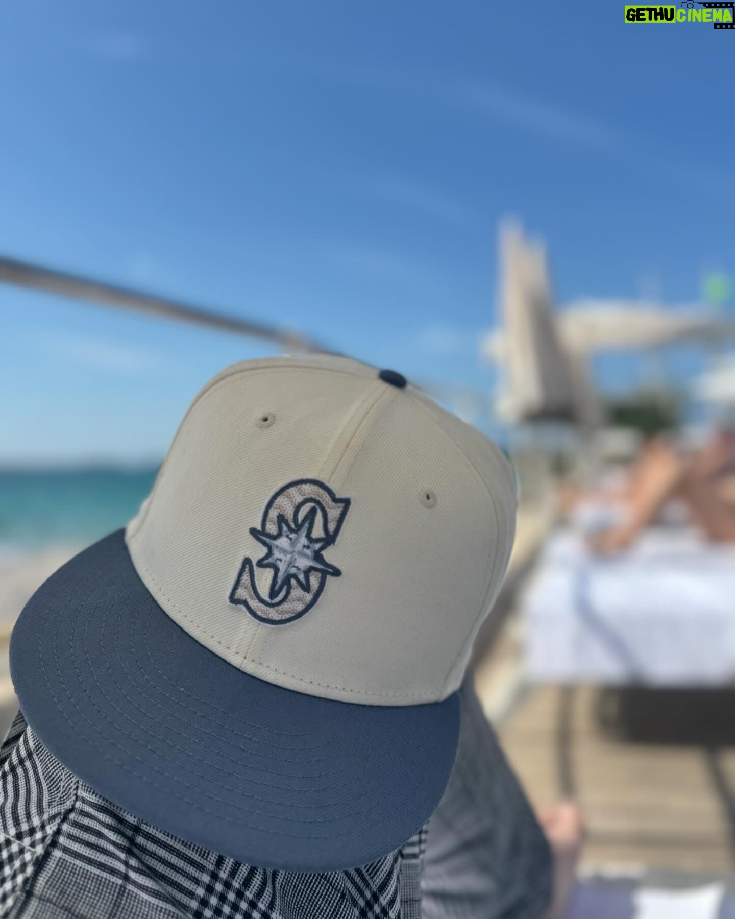 Smudo - 1.6K Likes - Feierabend. Platte im Kasten. Schönen Sonntag.