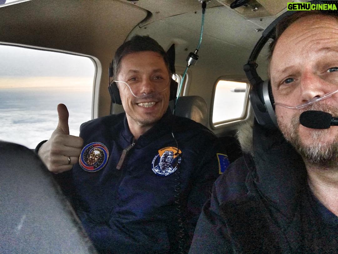 Smudo - 1.7K Likes - Fliegschmidt Köln-Berlin (Flugfläche 140 - mit O2) - keine Druckkabine