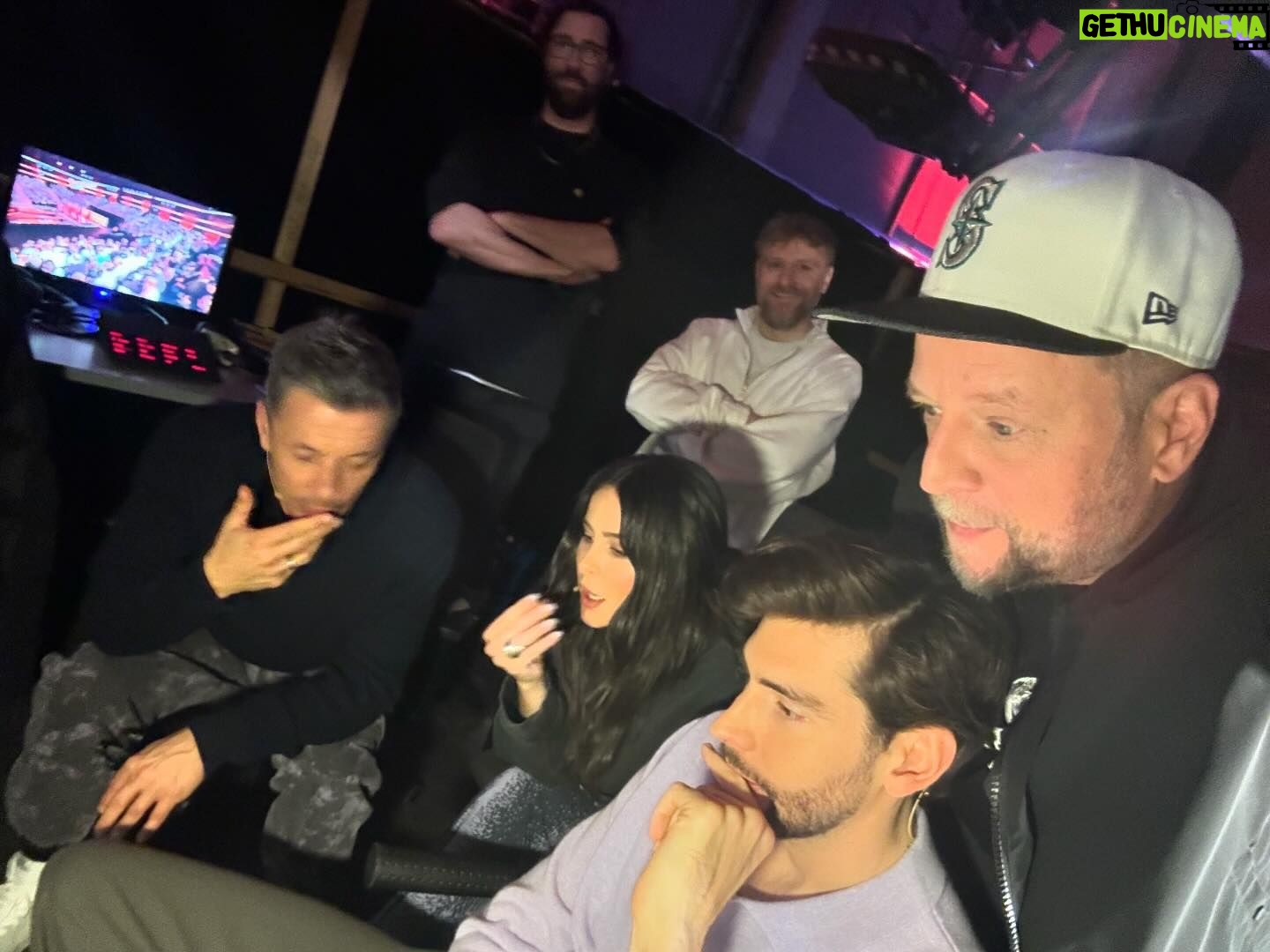 Smudo - 2.1K Likes - Gespanntes Warten auf den Staffelstart. Heute 2015h #voicekids #TVK #TVK24