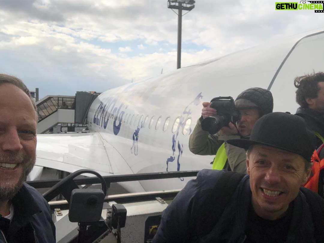 Smudo - 4.1K Likes - Boarding Zero G Flight - #WCDzeroG