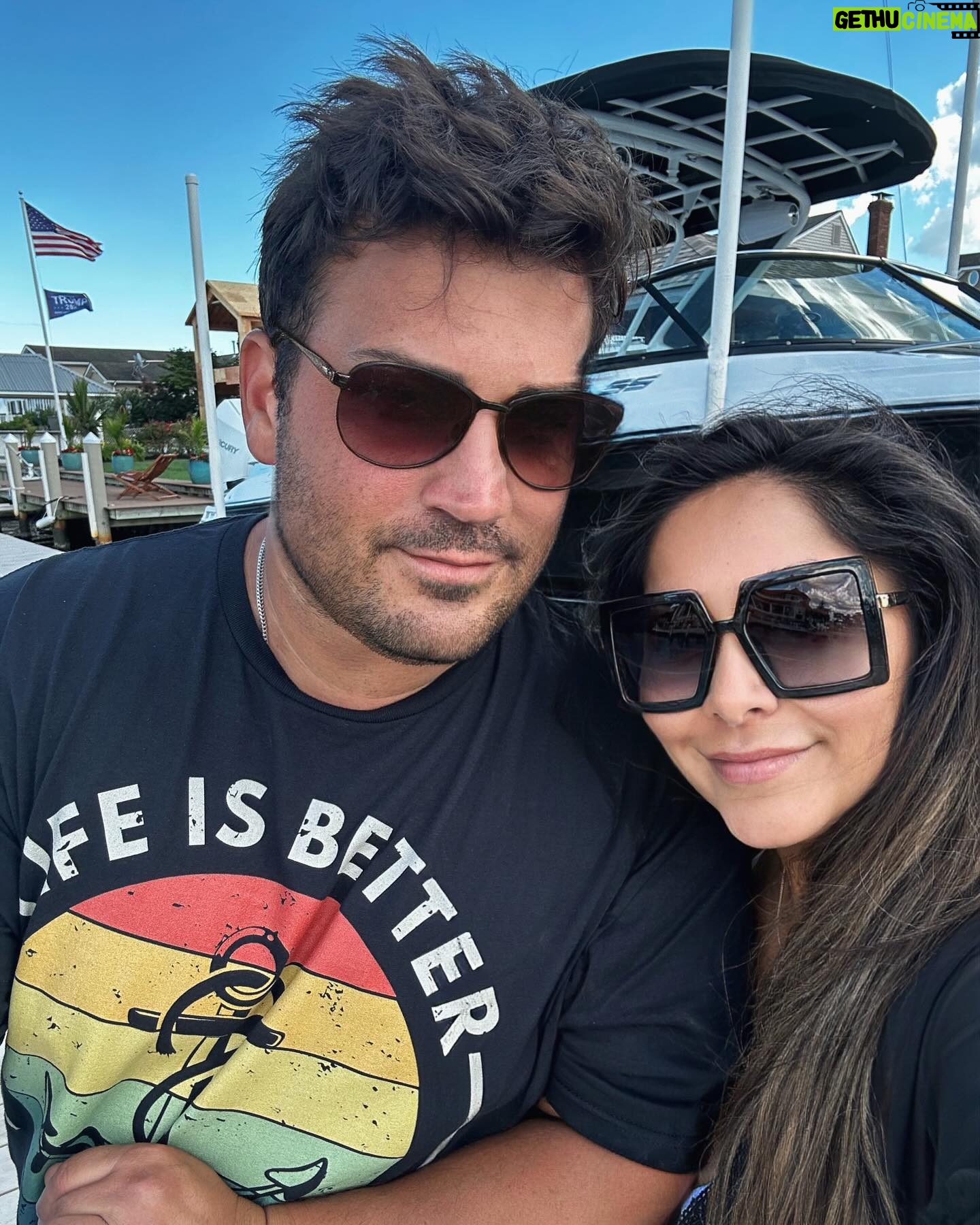 Snooki - 222.2K Likes - Happy 4th of July! ♥️🤍💙 here we goooo #shorelife #myworld