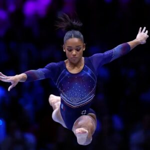Soa De Muse Instagram - 🟥🟩⬛ 𝑺𝒊 𝒕𝒖 𝒎𝒆 𝒄𝒐𝒏𝒏𝒂𝒊𝒔, you might know that I’m not the most sportive girl out there 😂 But I’m deeply inspired by women like Surya Bonaly, Marie-José Pérec, Mélanie De Jesus Dos Santos and other game changers in this field 🥇💫
This look is an homage to black excellence and sportsmanship, to all the women that have inspired me with endurance and perseverance 👊🏾👊🏾👊🏾   
I’m forever thankful to my olympic team, who made it happen like true marathon runners:

Merci 👗 @tennessythoreson
Merci 💇🏽‍♀️ @m3duza
Merci 🏁 @renatasouto @paullevrez @missmanlyb

In two weeks the games begin on WOW Presents, I’m looking forward to show you all my looks and inspirations! Beyond excitement, J’AI HÂTE! 🤸🏿‍♂️ 𝑬𝒔 𝒛𝒐𝒕 𝒑𝒂𝒓é ?  🟥🟩⬛

—

🟥🟩⬛ 𝑵𝒐 𝒔𝒉𝒂𝒅𝒆, vous savez peut-être que je ne suis pas la meuf la plus sportive du monde 😂 Mais je suis profondément inspirée par des femmes comme Surya Bonaly, Marie-José Pérec, Mélanie De Jesus Dos Santos et d’autres qui ont changé le game dans ce domaine 🥇💫
Ce look est un hommage à l’esprit sportif et à l’excellence noire, à toutes les femmes qui m’ont inspirée par leur endurance et leur persévérance 👊🏾👊🏾👊🏾
Je suis éternellement reconnaissante à mon équipe olympique, qui a rendu cela possible comme de vrais marathoniens :

Merci 👗 @tennessythoreson
Merci 💇🏽‍♀️ @m3duza
Merci 🏁 @renatasouto @paullevrez @missmanlyb

Dans deux semaines les jeux commencent sur WOW Presents, j’ai hâte de vous montrer tous mes looks et inspirations ! 🤸🏿‍♂️ 𝑬𝒔 𝒛𝒐𝒕 𝒑𝒂𝒓é ? 🟥🟩⬛

—
#GlobalAllStars #RupaulsDragRace