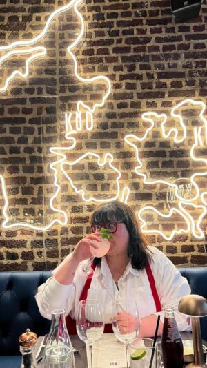 Sofie Hagen Instagram - Thank you to 🇩🇰Danish restaurant in London @kodlondon for giving me free food. I was really scared it would be shit because I’d feel bad for not posting about it BUT FORTUNTELY it was the best meal I’ve had in London!?

I want to go back. I miss it.

Also go follow @decmunro_comedy because he’s trying REAL HARD to do Instagram. He’s like, 65 or something, so it’s a challenge.

Meal was #gifted!