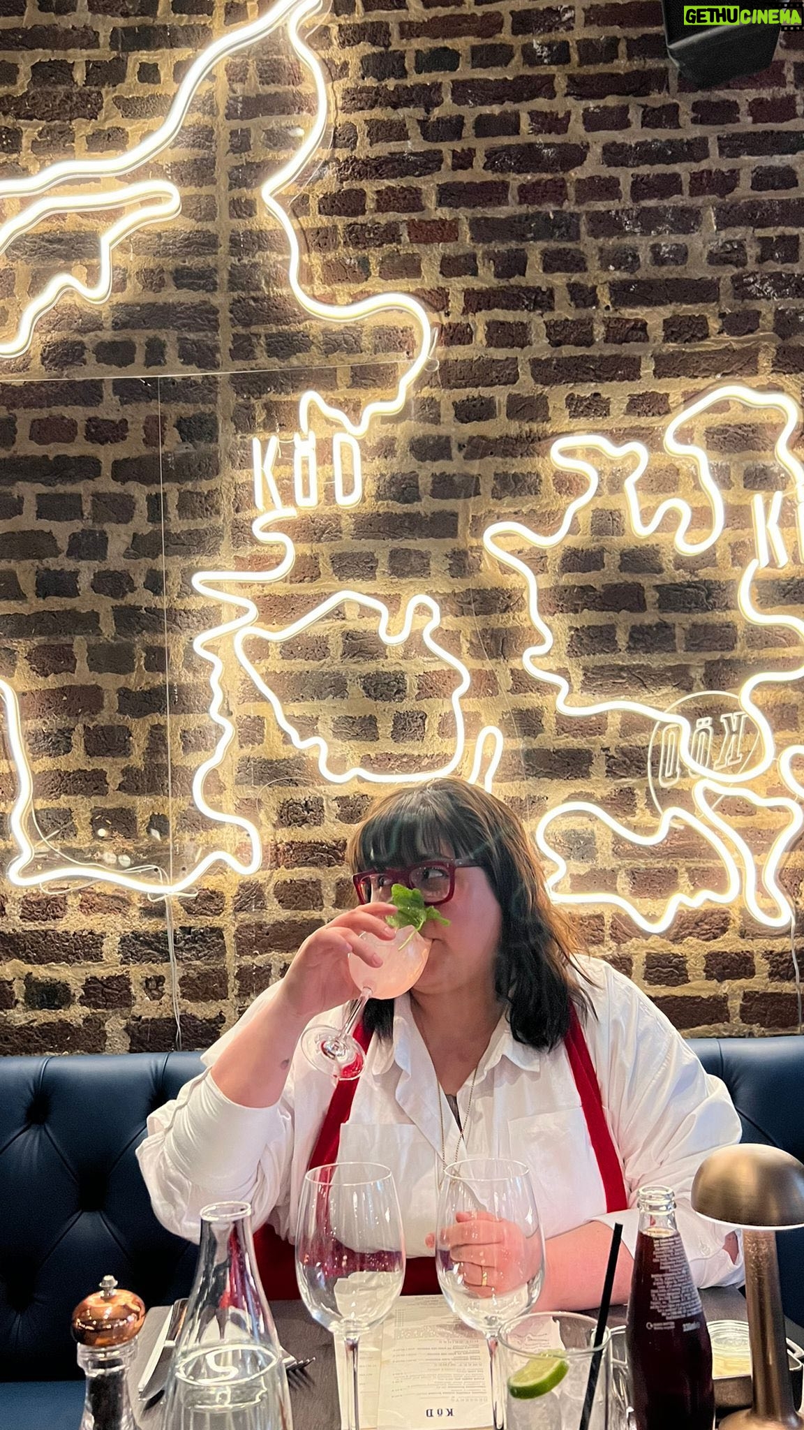 Sofie Hagen - 3.5K Likes - Thank you to 🇩🇰Danish restaurant in London @kodlondon for giving me free food. I was really scared it would be shit because I’d feel bad for not posting about it BUT FORTUNTELY it was the best meal I’ve had in London!?
I want to go back. I miss it.
Also go follow @decmunro_comedy because he’s trying REAL HARD to do Instagram. He’s like, 65 or something, so it’s a challenge.
Meal was #gifted!