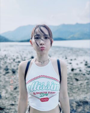 Sofiee Ng Hoi-yan Instagram - I’m here for you still.