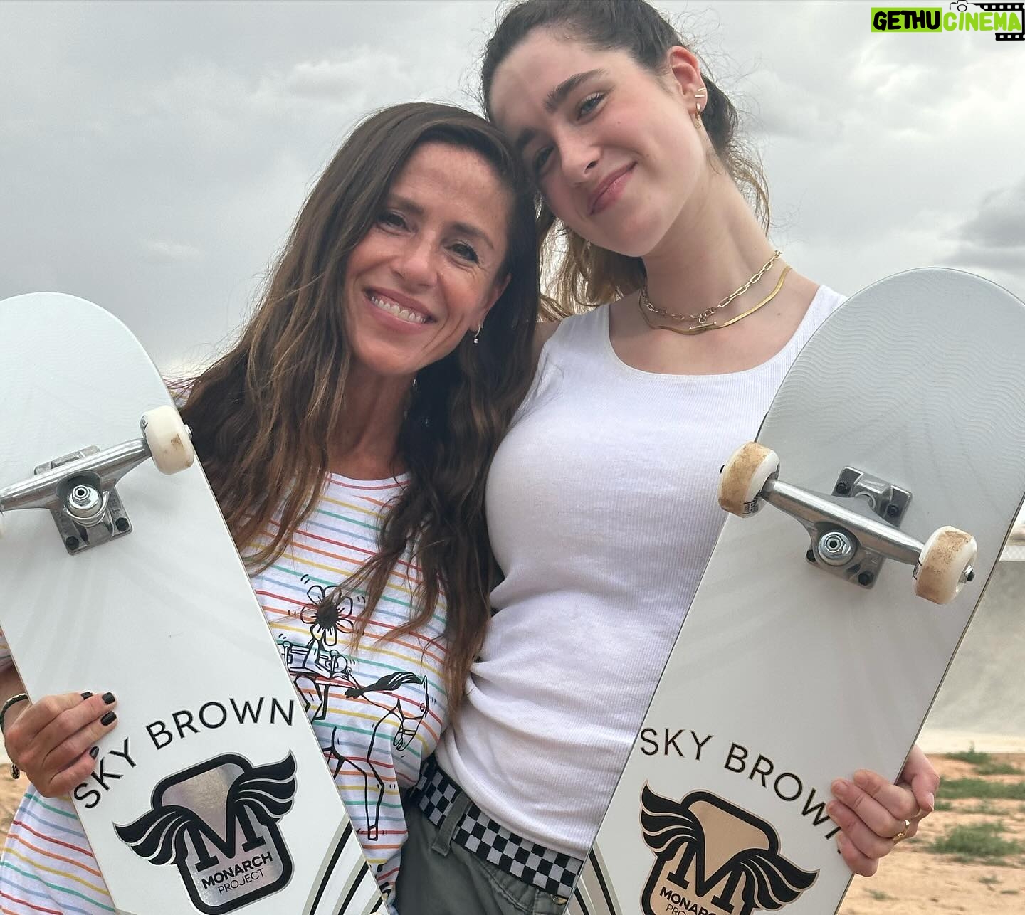 Soleil Moon Frye - 3.1K Likes - This was a truly incredible journey. Loved traveling to the The Diné Skate Garden Project— a community-led project by Diné (Navajo) brand @4kinship & our incredible friend @amydenetdeal Amazing going with some of the most inspiring people in my life to a place I have dreamed of for so many years. @ashleighdempster & @sirmattgeorge are always making a difference in the world, the incredible crew of our kids, the beautiful @poet_siennarose who keeps me inspired daily @jaggerblue_ supporting in spirit while spending her summer blowing my mind at film school, our incredible boys, what a bunch, @ashleighdempster & @sirmattgeorge you were rockstars with them & @orpheuhan15 a constant force of light in our lives, @annyounglee & @coreresponse thank you for the love and support on this adventure.
The Diné Skate Garden Project
brings the sport of skateboarding to Indigenous youth of Navajo Nation. @ashleighdempster captured so many of these stunning images. She is so beautiful in front of and behind the lens. A huge kind heart, forever friend and spirit sister that I love so very much.
Xx