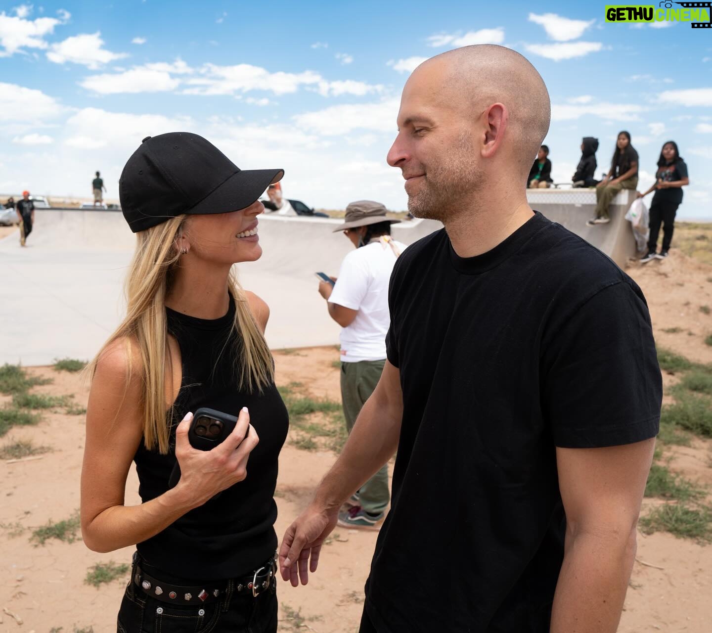 Soleil Moon Frye - 3.1K Likes - This was a truly incredible journey. Loved traveling to the The Diné Skate Garden Project— a community-led project by Diné (Navajo) brand @4kinship & our incredible friend @amydenetdeal Amazing going with some of the most inspiring people in my life to a place I have dreamed of for so many years. @ashleighdempster & @sirmattgeorge are always making a difference in the world, the incredible crew of our kids, the beautiful @poet_siennarose who keeps me inspired daily @jaggerblue_ supporting in spirit while spending her summer blowing my mind at film school, our incredible boys, what a bunch, @ashleighdempster & @sirmattgeorge you were rockstars with them & @orpheuhan15 a constant force of light in our lives, @annyounglee & @coreresponse thank you for the love and support on this adventure.
The Diné Skate Garden Project
brings the sport of skateboarding to Indigenous youth of Navajo Nation. @ashleighdempster captured so many of these stunning images. She is so beautiful in front of and behind the lens. A huge kind heart, forever friend and spirit sister that I love so very much.
Xx