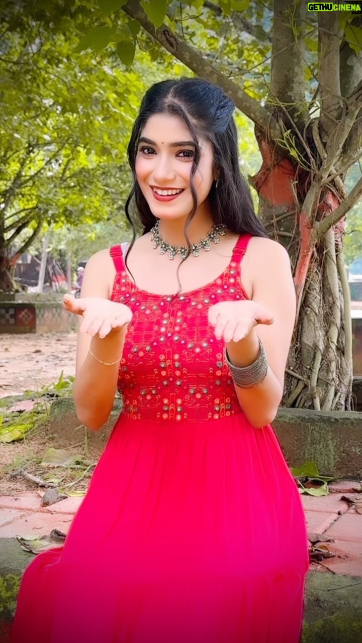 Somalin Parida - 17.3K Likes - ଆ ଜହ୍ନ ରେ ଲେଖିବା ନା 💕🎶