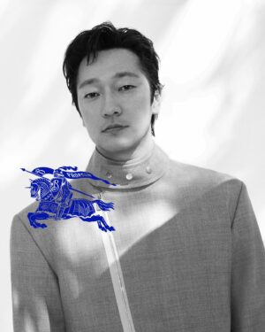 Son Suk-ku Instagram - Nice to meet you, @Burberry 

#버버리 #Burberry