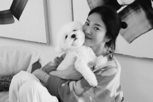 Song Hye-kyo Instagram - 예쁜 @skuukzky 💛