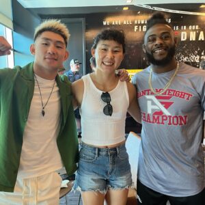 Song Yadong Instagram - "We study together, we fight each other." 😌😌😎😎👊👊#internationalfightweek