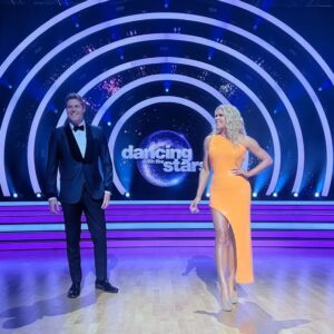 Sonia Kruger Instagram - Ladies with an attitude, fellas that were in the mood. Don’t just stand there, let’s get to it, strike a pose there’s nothing to it… 🤣🕺🏻🎶 @drchrisbrown @dancingau