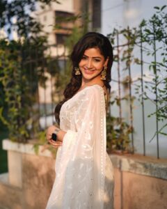 Actress Soniya Bansal HD Instagram Photos and Wallpapers August 2024