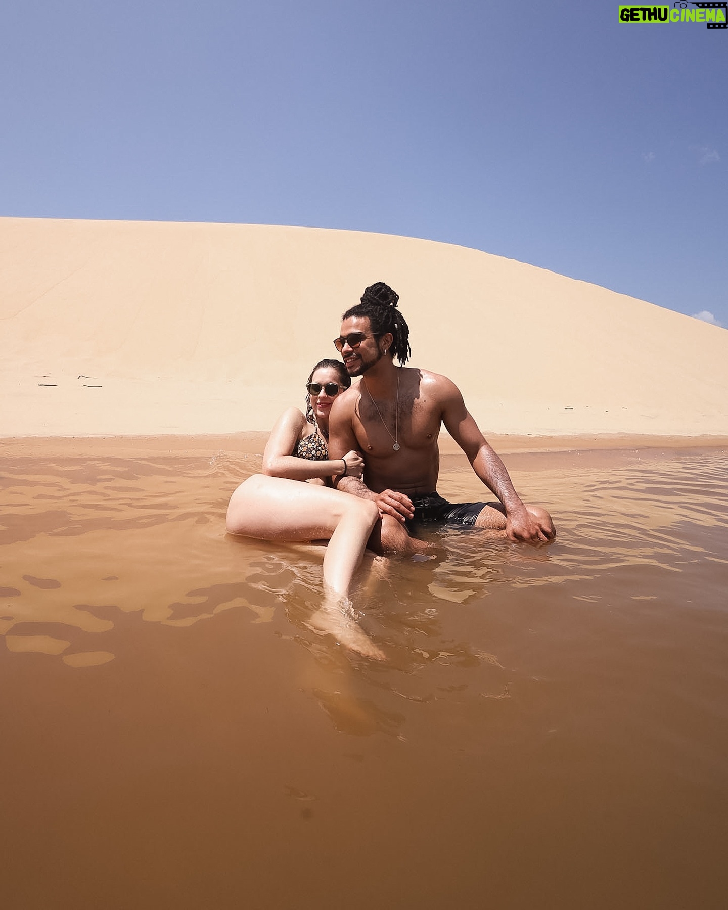Sophia Abrahão - 3 Likes - não quero mais ir embora 🥲☀️❤️
que dia especial: passeio de barco pelo rio, mergulho pra renovar as energias, e pra fechar o dia com chave de ouro, pôr do sol com a revoada dos guarás (uma das coisas mais encantadoras que eu já vi na vida)! tô apaixonada por esse lugar :)