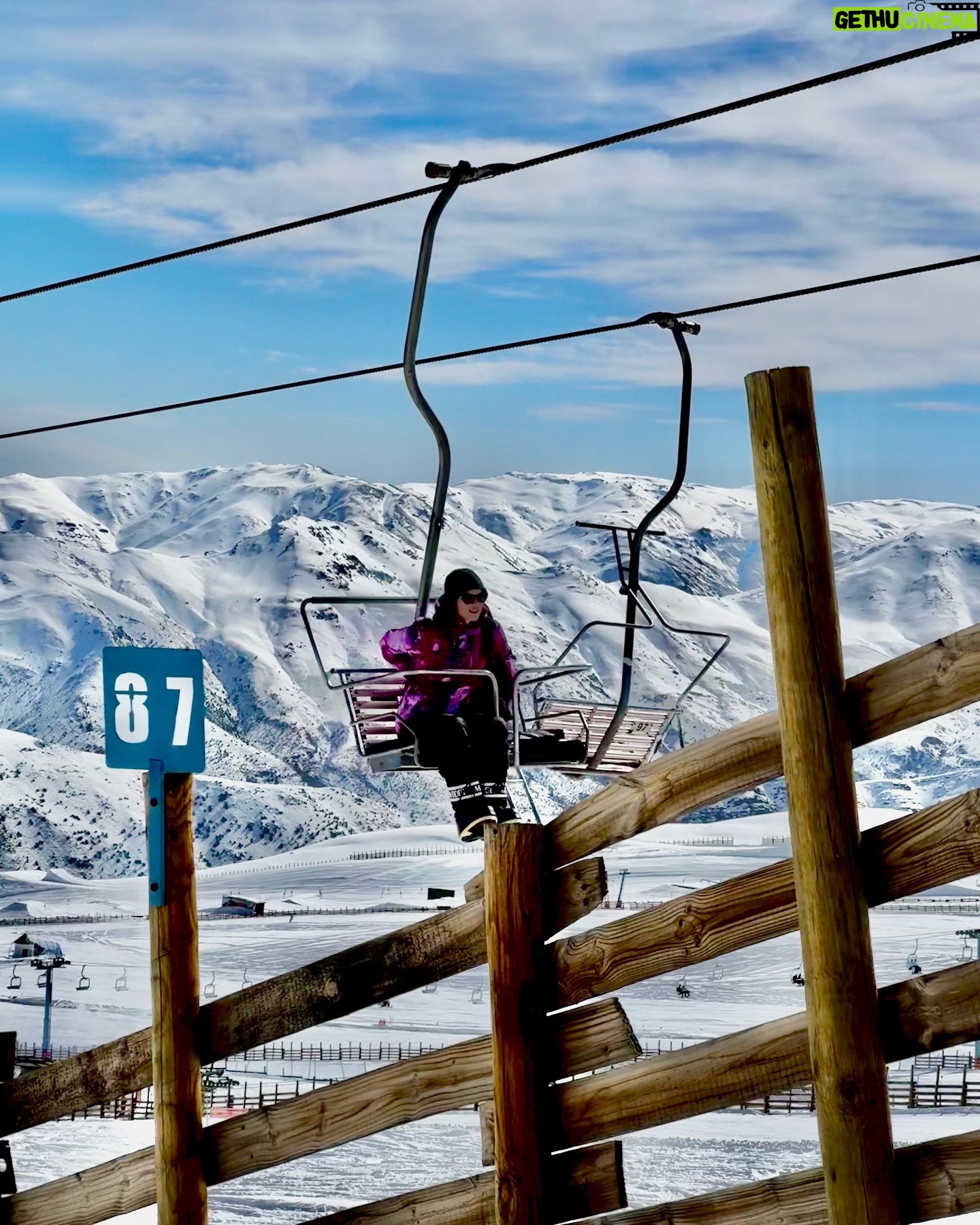 Sophia Abrahão - 3 Likes - ❤️❄️🇨🇱 #Chile
thanks, @fulltourchile :)