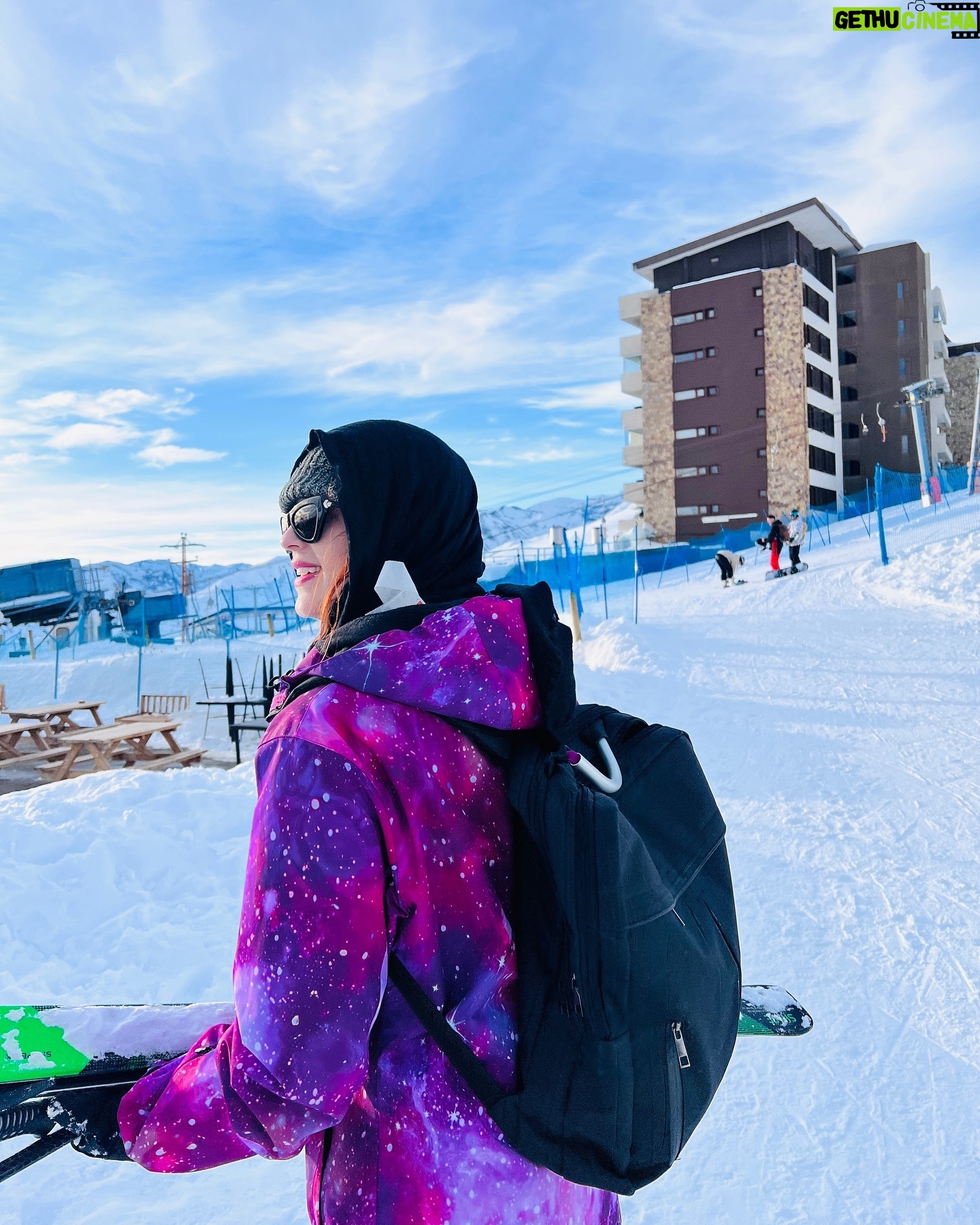 Sophia Abrahão - 3 Likes - ❤️❄️🇨🇱 #Chile
thanks, @fulltourchile :)