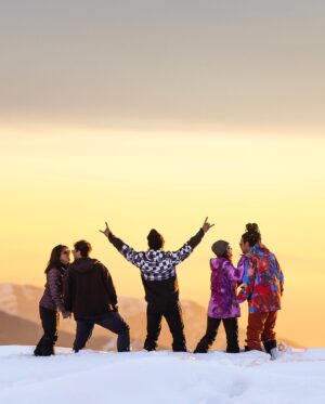 Sophia Abrahão Instagram - Que dia, Chile 🇨🇱❤️❄️ 

Muito obrigada @km0rental, por tornar a nossa viagem ainda mais incrível ✨

🏂 @km0rental 
📸 @fotografobrasileironochile