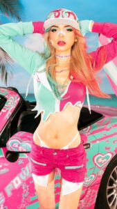 Actress Sophie Luborsky HD Instagram Photos and Wallpapers August 2024