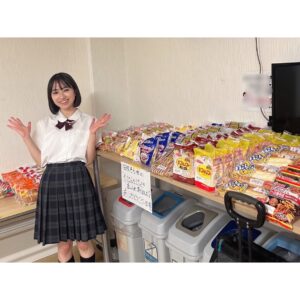 Sora Tamaki Instagram - .

『スカイキャッスル』
今夜第3話放送です！

先日、山崎製パンさんより差し入れをいただきました！
どれも美味しそうでとても迷いました。皆さんもすごく喜んでくださいました🍞
ありがとうございました！

第3話は、私が演じる未久の人柄がわかる回だと思うので、観ていただけたら嬉しいです。

#スカイキャッスル
#山崎製パン　
#田牧そら