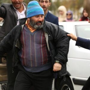 Soroush Jamshidy Instagram - خیلی حس عجیبیه
یه عمر از مرگ میترسیدیم الان از زندگی

نماهایی  از سریال ‘ داستان یک شهر

Photo by: @nader_pirzadeh