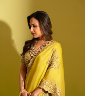 Soundarya Rajinikanth Instagram - Weddings are special .. and this one was way too special for my family 💚💛🧡 ! At Anant & Radhika s wedding .. our family … only love and more love and respect always dearest Nita aunty & Mukesh uncle ❤️❤️❤️ Radhika and Anant 🩷🩷🩷 #anantradhikawedding Wearing - @archanajaju.in
Pr team - @elevate_promotions
Jewellery- @jaipurgems
Styling - @openhousestudio.in
Styling team - @mithra_kandhaswaami
@_mohana_mp_  Make up & hair - @prakatwork