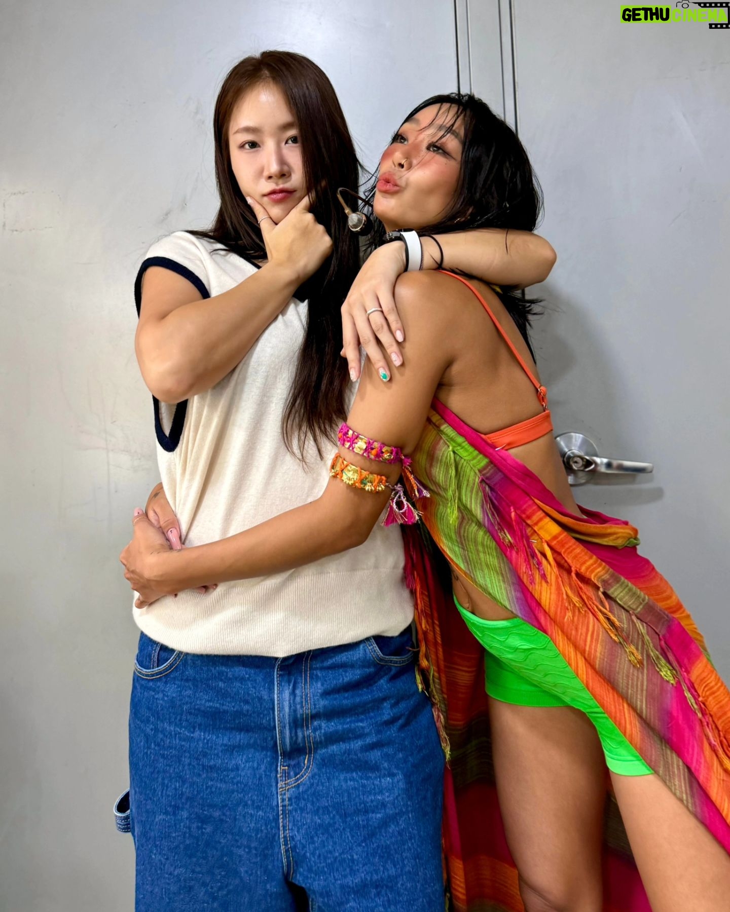 Soyou - 36.4K Likes - 잠깐 기다려 #wait