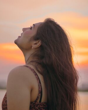 Sree Nithi Instagram - Paint your soul with colours of self love ✨

@parveseyyy @tophozzz @praveen_zz