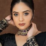 Sreemukhi