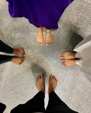 Sreemukhi Instagram - Edukondala vaada 
Venkata Ramana 
Govinda Govinda 🙏🏻🧿✨🥹
Modati sari metlu ekkamu! 🥹

#tirupati #tirumala #firsttimeever #sreemukhi