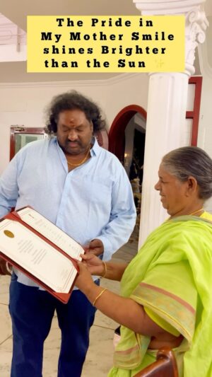 Srikanth Deva Instagram - 🤩It’s an Immense Honor to Receive The National Award 🏆, but the Greatest Reward is the Blessings from My Mother! Her unconditional Love and Support have brought this Far ❤️Grateful for her endless Encouragement and Guidance💫 
.
.
Upon arriving home, I proudly presented my award to my mother❤️ The pride in my mother smile shines brighter than the sun ✨Her heartfelt blessings and unwavering support means the world to me 🌏💫
#neeyeneeye #69nationalaward #winningnationalaward #nationalaward #evganeshbabu #karuvarai #srikanthdeva #srikanthdevamusic #srikanthdevamusical #srikanthdevasongs #srikanthdevafans #srikanthdevahits