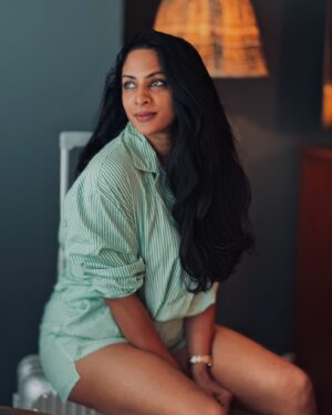 Sriya Reddy Instagram - A day in mumbai ! 📸 @hazilmjalal